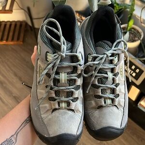 Women’s Keen Hiking Shoes